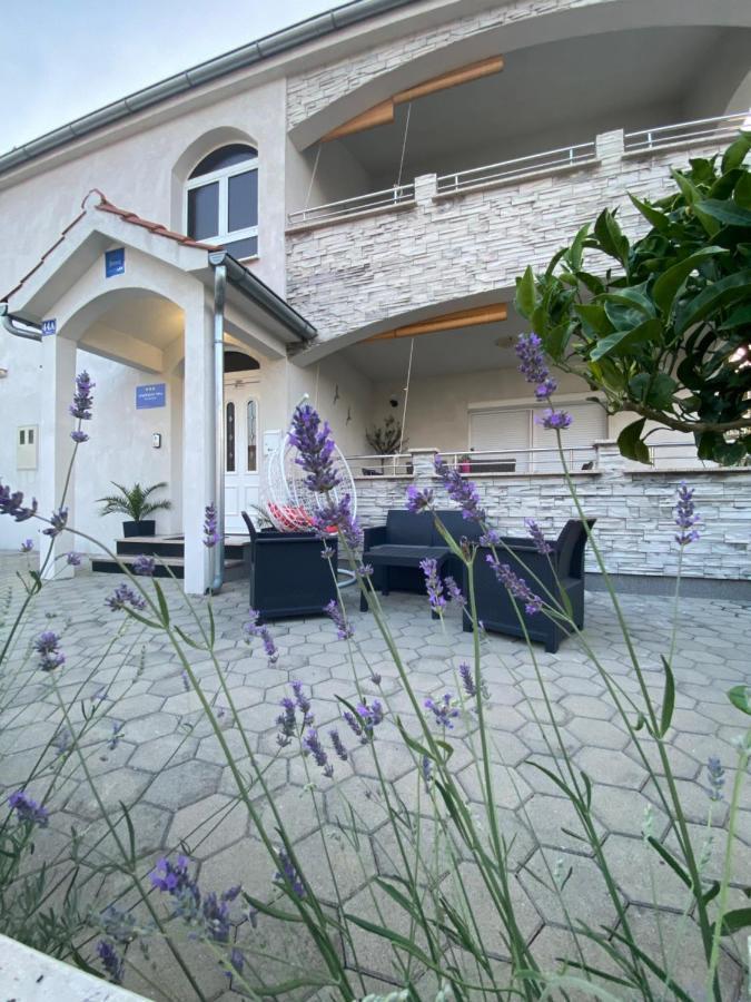 Apartment Tina 로고즈니차 외부 사진