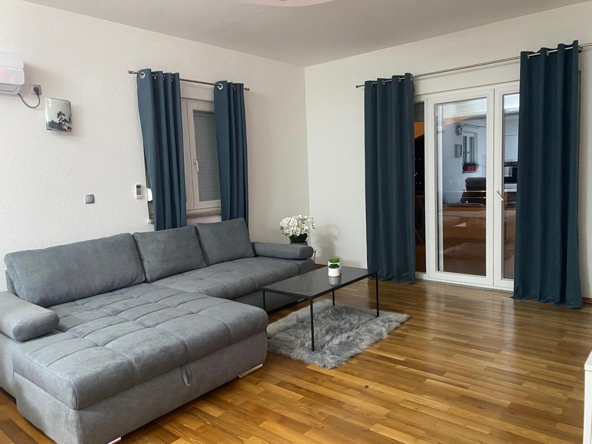 Apartment Tina 로고즈니차 외부 사진
