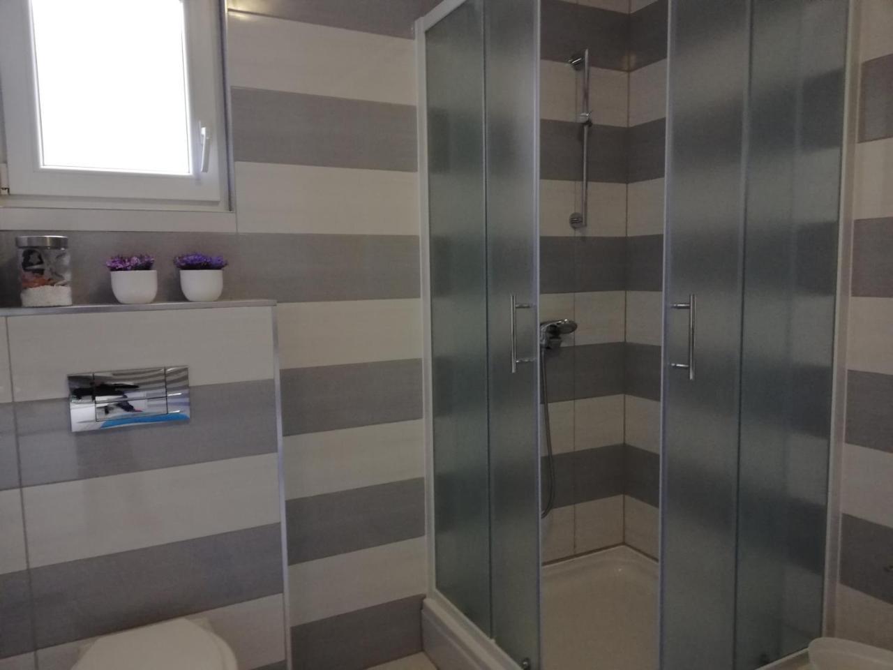 Apartment Tina 로고즈니차 외부 사진
